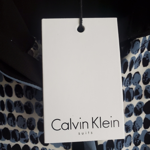 Calvin Klein Sleeveless Dot Patterned Blouse - Picture 6 of 7